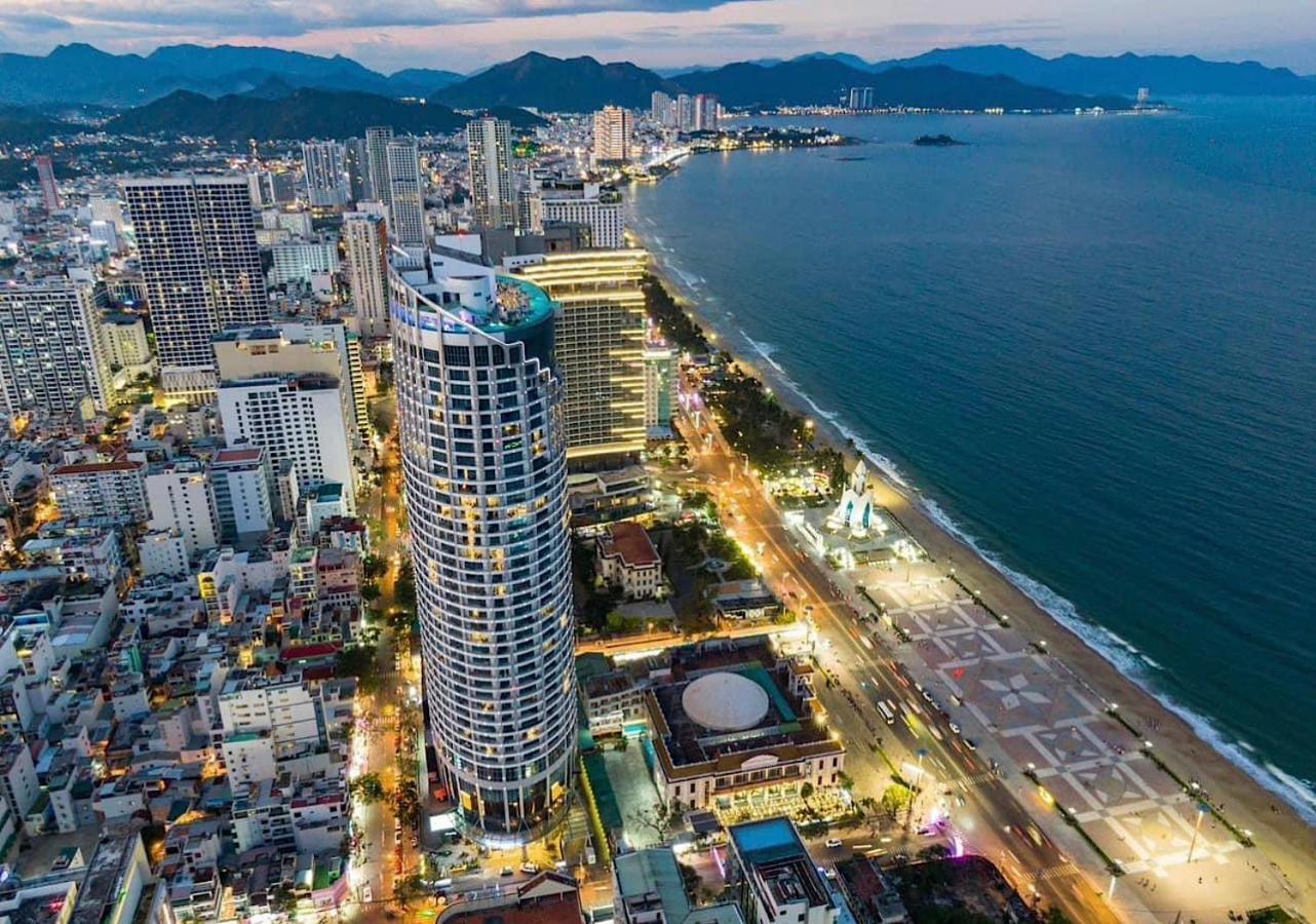 Hotel Panorama Luxury Beach Nha Trang Esterno foto