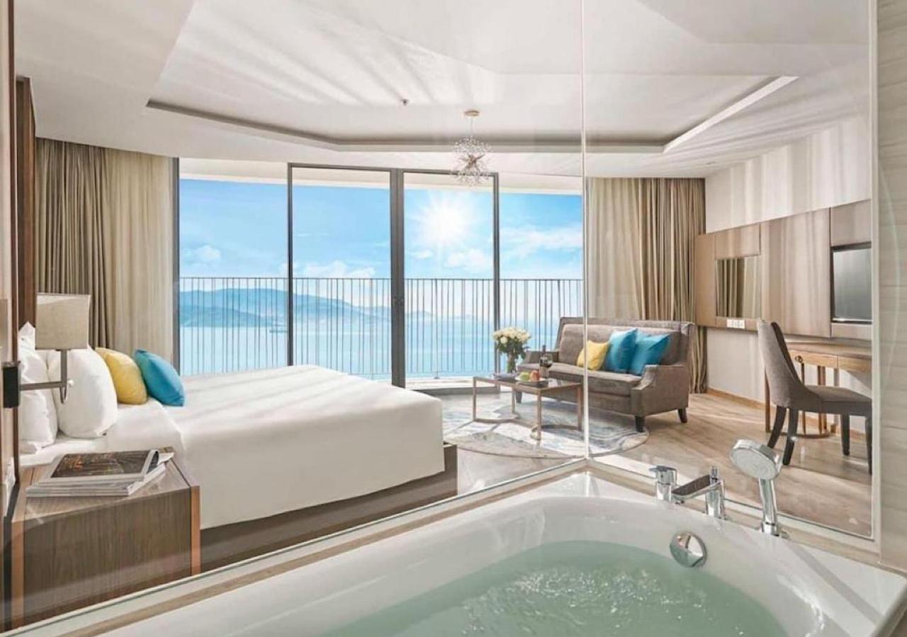 Hotel Panorama Luxury Beach Nha Trang Esterno foto
