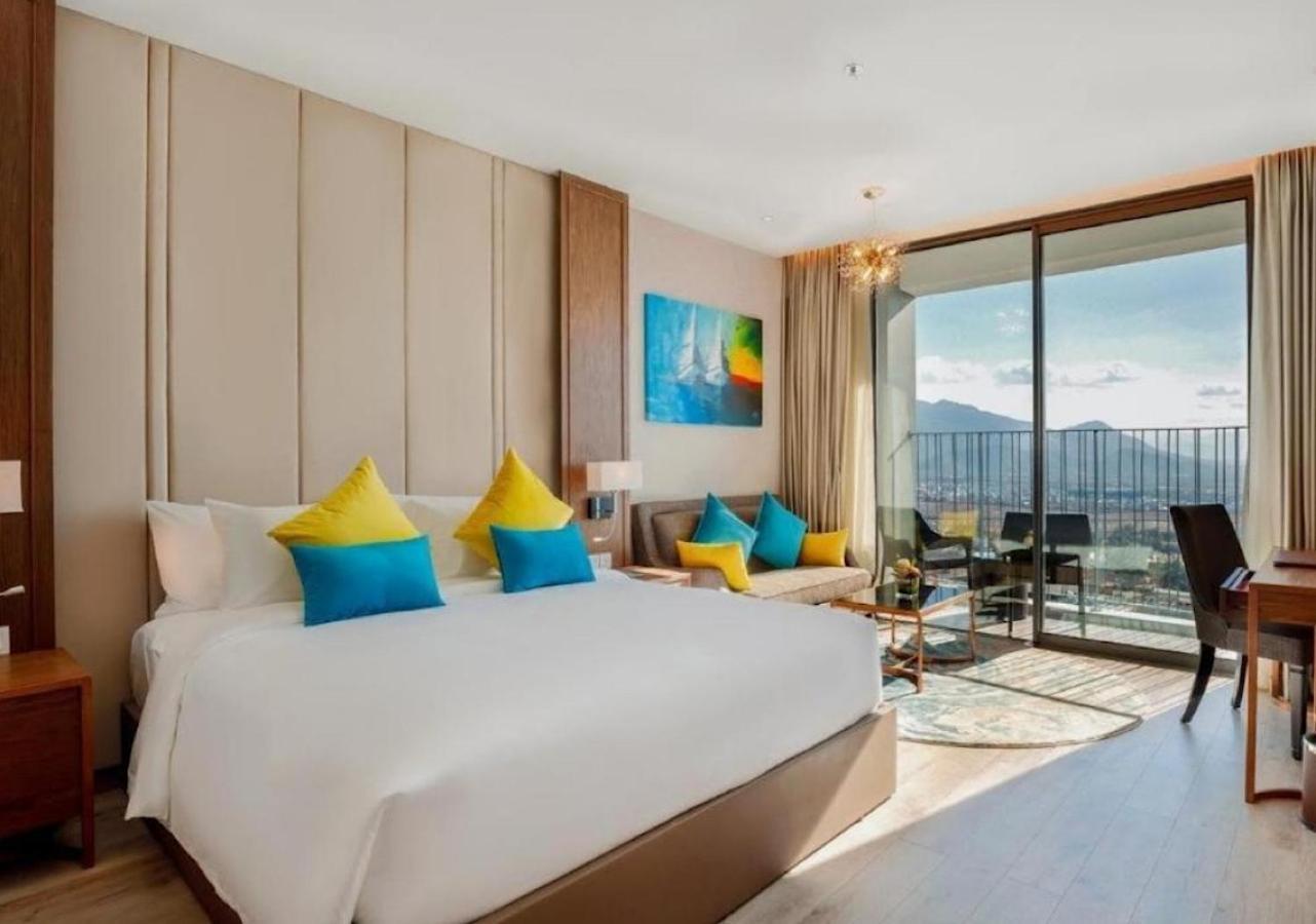 Hotel Panorama Luxury Beach Nha Trang Esterno foto