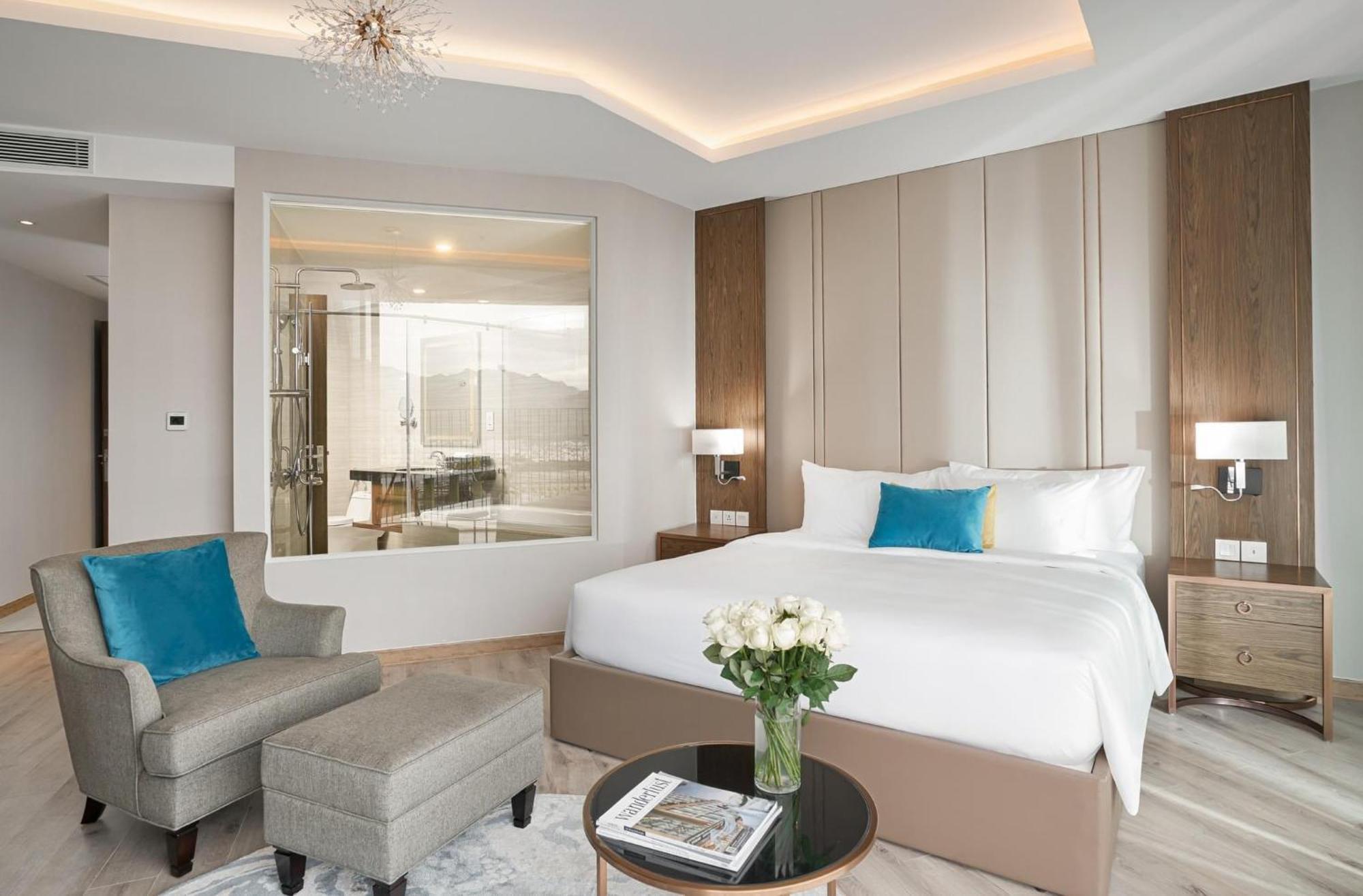 Hotel Panorama Luxury Beach Nha Trang Esterno foto